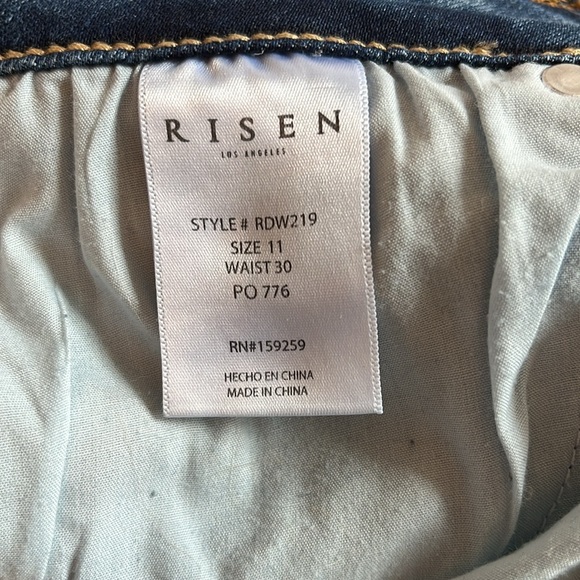 Risen Skinny Jeans - Picture 13 of 16